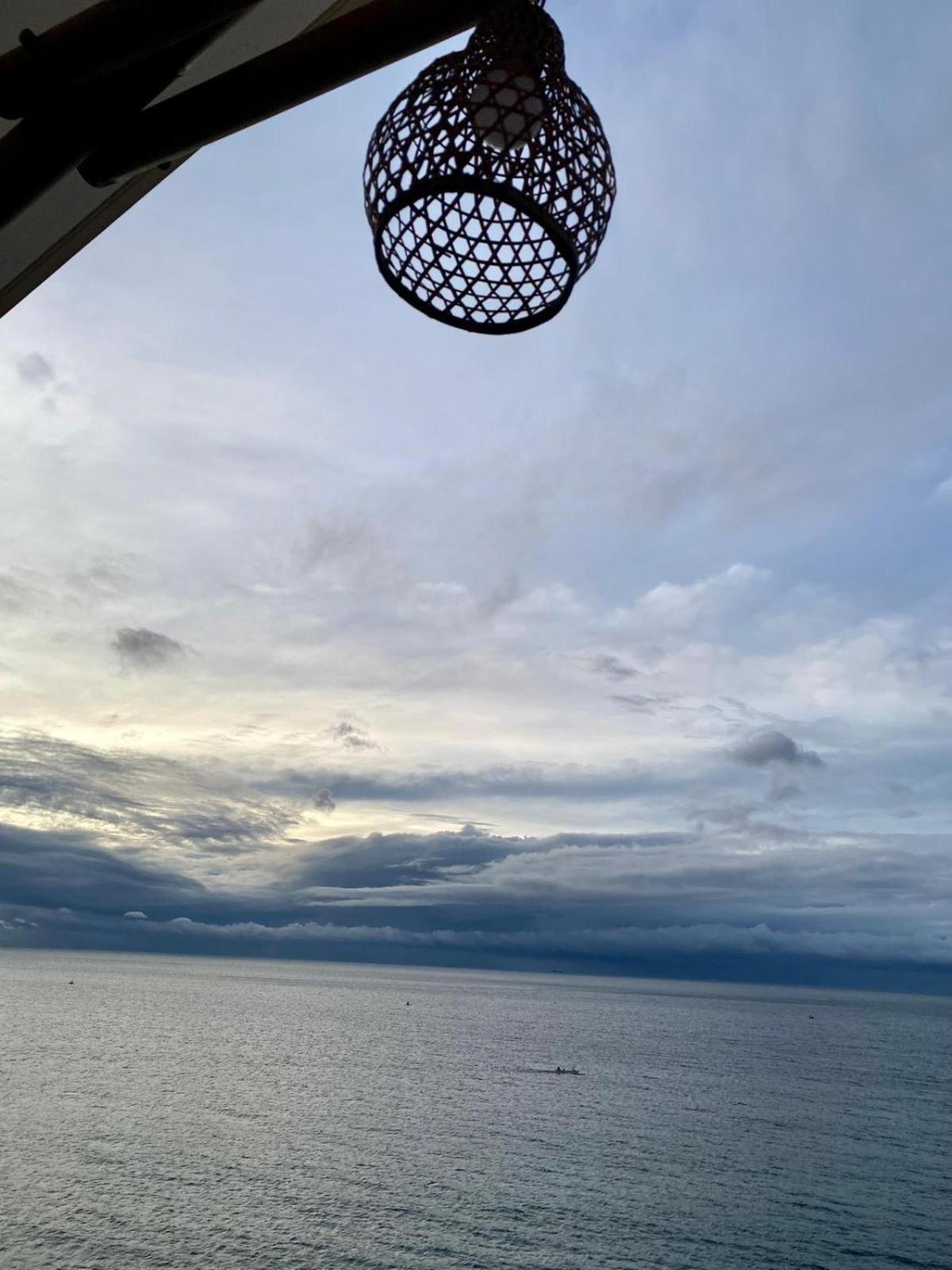 Hotel Bali Cliff Glamping Seraya Exterior foto
