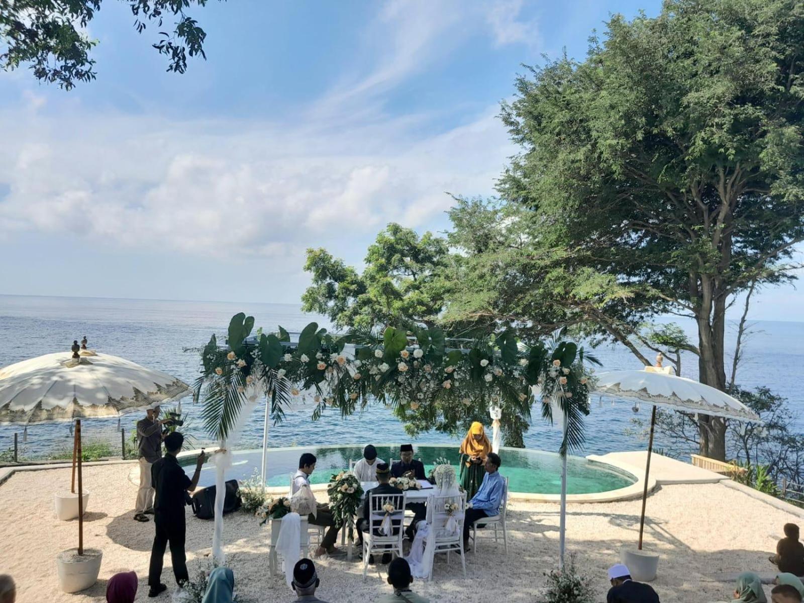 Hotel Bali Cliff Glamping Seraya Exterior foto
